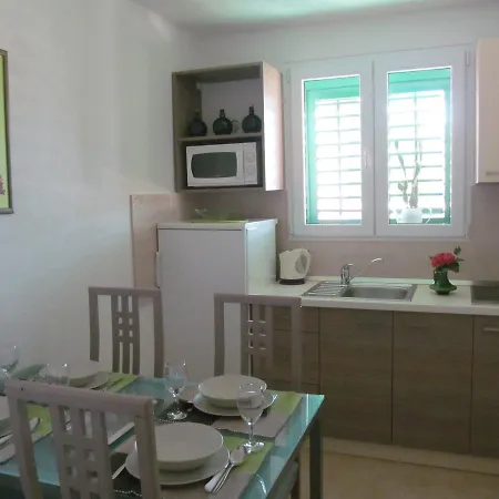 Danese Apartment *